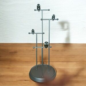 Umbra Loft Owl jewelry stand designed by Alan Wisniewski
